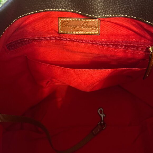 Dooney & Bourke brown leather Logo Lock Shoulder Bag w/ POUCH & Key Chain NWT - Picture 13 of 13